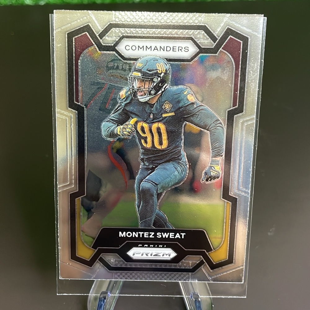 10. Panini Lot of 11 Cards Washington Commanders Football Trading Cards 🏈